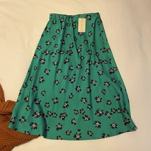 Clad & Cloth Silky Emerald Green Midi Skirt